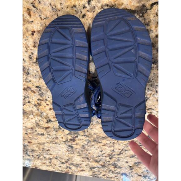 Teva Boys Hurricane 2 Sandals Water Shoe Strappy Outdoor Big Boy Size 2 Blue - Picture 5 of 6